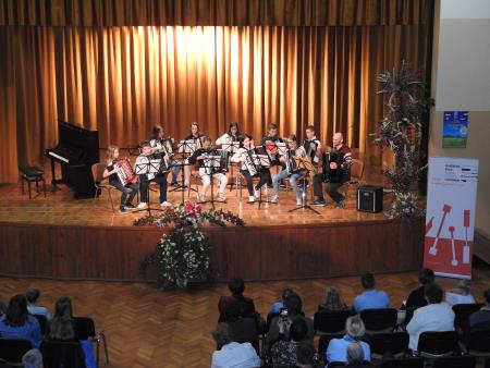 Letni nastop učencev Glasbene šole Slavka Osterca Ljutomer – dislocirani oddelek Razkrižje 33